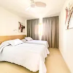 Stunning Bungalow, Pool, Terrace, Beach! Se12