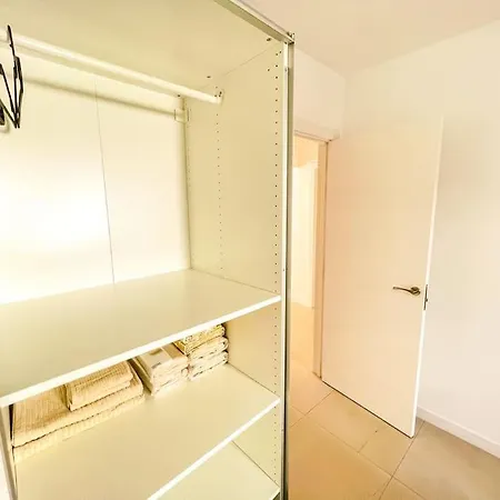 Stunning Bungalow, Pool, Terrace, Beach! Se12 * אדחה