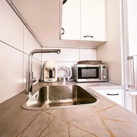 Stunning Bungalow, Pool, Terrace, Beach! Se12 Apartmán